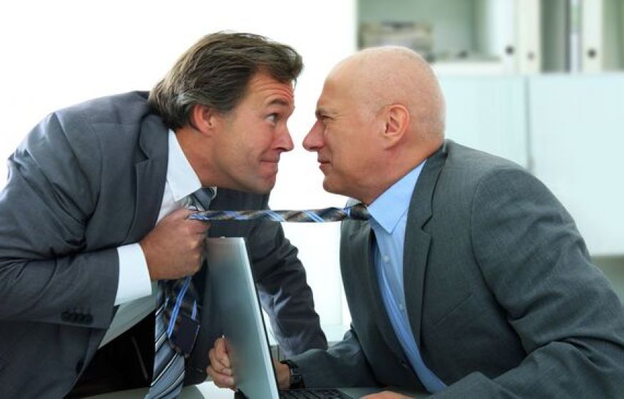 «Злость людей понятна». Бунт близок: президент грозит фронтом. Китай больно бьёт по России: главное к утру