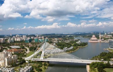 Кинутые дважды: Малайзия первой послала торговое соглашение с США в утиль