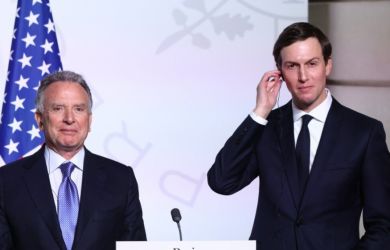 Загнать в переговоры и уничтожить. США планирует нанести по Кремлю решающий удар. Всё как с Ираном