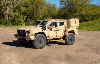 «Всё для фронта, всё для прибыли»: кто на самом деле зарабатывает на конфликте вокруг Украины?