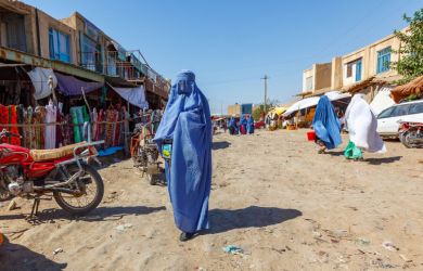 «Бомба под Россию» и наличные в карман: кому выгодно ежемесячное нашествие афганцев, о котором молчат дипломаты?