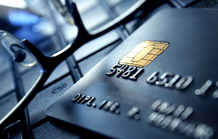 Россиян лишат банковских карт? Пашинян дерзит Путину. Атака на Ленобласть — не случайность: главное к утру