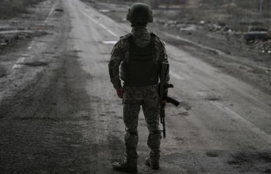 Кому война, кому — навар: пока отец искал сына, неизвестные обчистили карту пропавшего добровольца