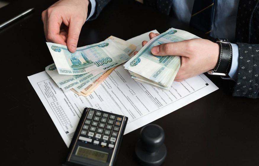 Ничего, что некоторые получают 500 млн: Миронов предложил забрать налоги у сверхбогатых и банков