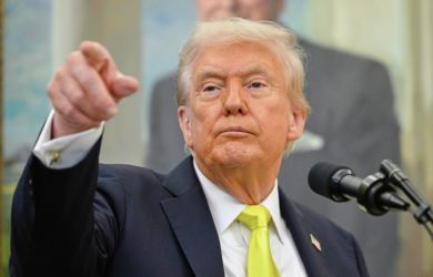 «Пулять стало нечем»: Трамп струсил бомбить Иран и теперь лихорадочно ищет оправдания