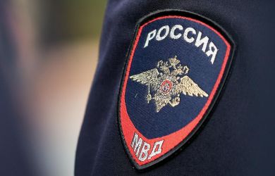 «ОПГ в чистом виде»! Начальников снабжения МВД отправляют в СИЗО — дело о миллионах литров топлива. Вот и думайте