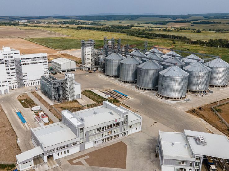 ТОП-10 достижений недели: регионы России открывали новые производства и строили заводы