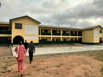 Русский в Намибии и инженерные классы в Гане и Гвинее